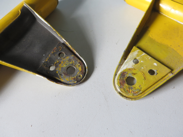 Yamaha Lampenhalter links und rechts LB50 Chappy gebraucht