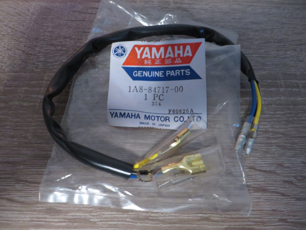 Yamaha Kabelverbindung Rücklicht XS500 cord tail lamp 1A8-84717-00 Original NEU 1A8-84717-00 Original Ersatzteil – MG-Teilesh
