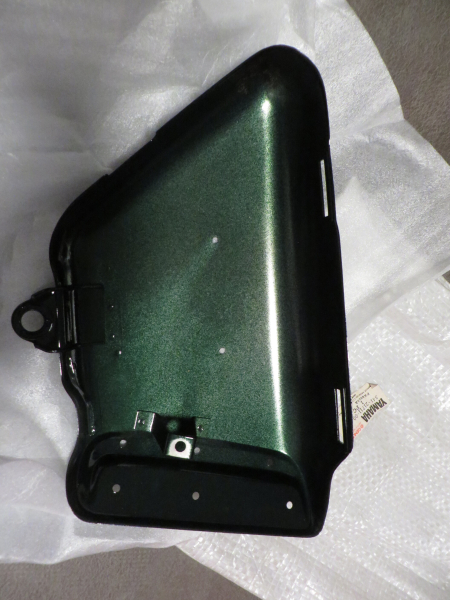Yamaha Seitendeckel links grün TX750 green left side cover Genuine NOS