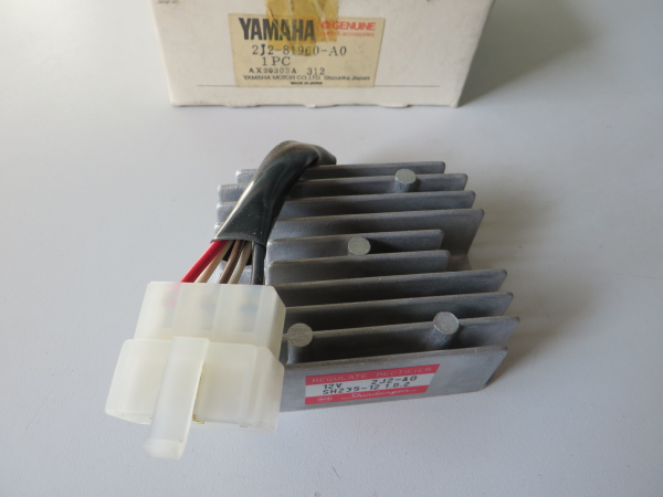 Yamaha Regler Spannungsregler SR500 RD250 LC RD350 LC Gleichrichter regulator Original 2J2-81960-A0 Original Ersatzteil – MG-