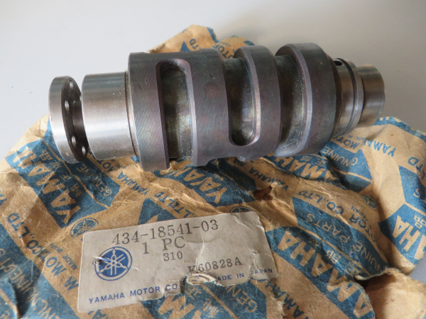 Yamaha Original Yamaha Shift Drum for XT500 – Part Number 434-18541-03 434-18541-03 Genuine spare part – MG-Teileshop