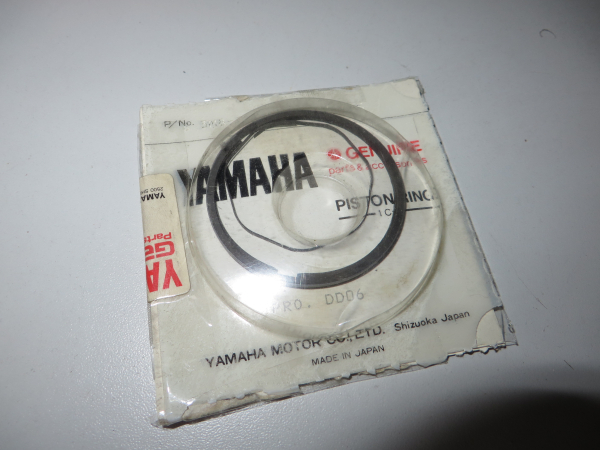 Yamaha YSR80 RD80MX DT80MX RX80SE 0,25 piston rings 3M8-11610-13  Original 3M8-11610-13  3M8-11610-10 3M8-11610-11 3M8-11610-