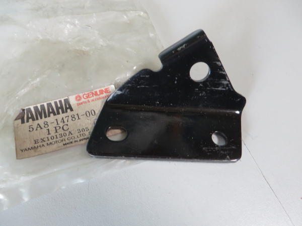 Yamaha XV1000 TR1 XV920 stay muffler RIGHT 5A8-14781-00 Original NOS 5A8-14781-00 Genuine spare part – MG-Teileshop