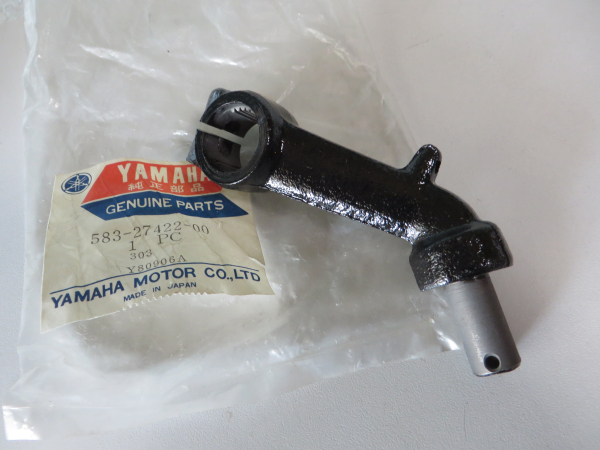 Yamaha Fußrastenhalter rechts XT500 TT500 RH bracket footrest 583-27422-00 Original NEU 583-27422-00 Original Ersatzteil – MG