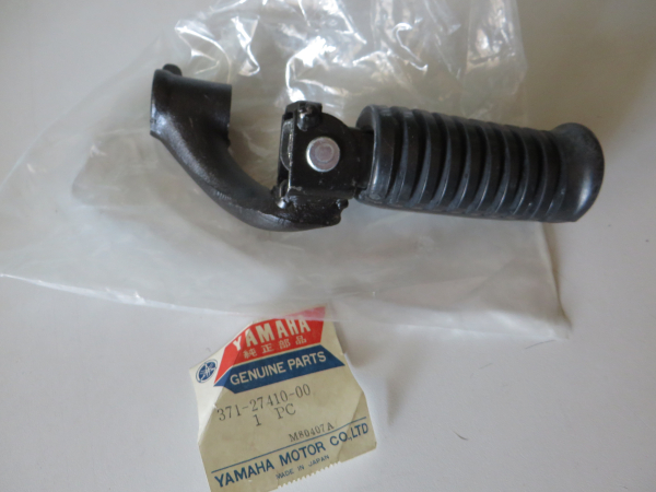 Yamaha Fußraste vorne links XS500 TX500 front Footrest left Original Neu