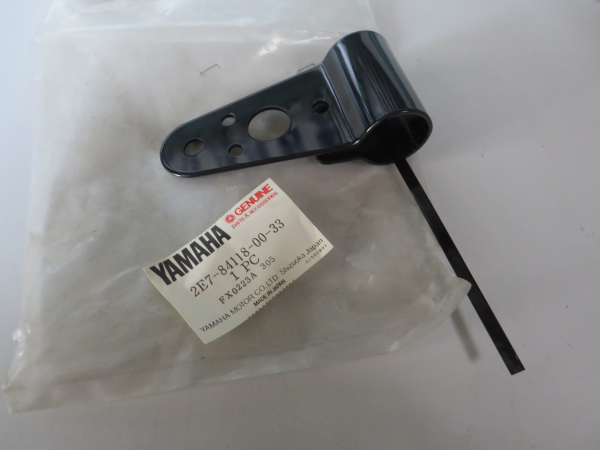 Yamaha DT50M stay headlight Original NOS 2E7-84118-00-33 Genuine spare part – MG-Teileshop