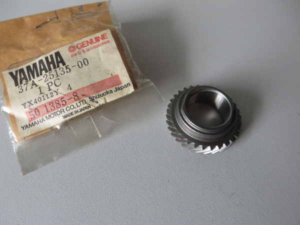 Yamaha Tachoantrieb DT80 DT125E DT125 MX DT175 MX TY125 TY175 TY250 37A-25135-00 Original 37A-25135-00 Original Ersatzteil –