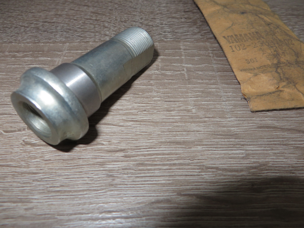 Yamaha Kettenradwelle FS1 FS50 YL1 shaft sprocket 102-25387-02 Original NOS 102-25387-02 Original Ersatzteil – MG-Teileshop