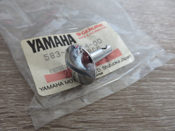 Yamaha Verschluss für Seitendeckel und Tool Box XT500 TT500 583-21714-00 Original NEU 583-21714-00 Original Ersatzteil – MG-T
