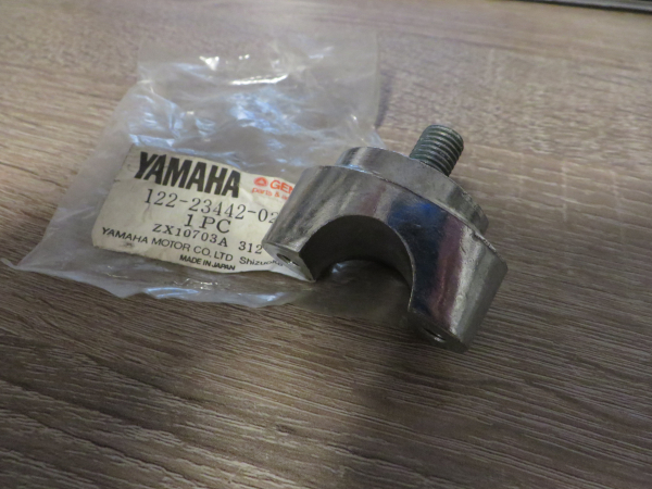 Yamaha Lenkerhalter FS1 FS50 RD80 MX RD50 DX TY80 GT50 Chappy Bop 122-23442-02 122-23442-02 Original Ersatzteil – MG-Teilesho