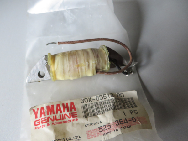 Yamaha Stromspule XT250 XT350 TT350 TT250 Coil Source 30X-85512-00 Original NEU 30X-85512-00 Original Ersatzteil – MG-Teilesh
