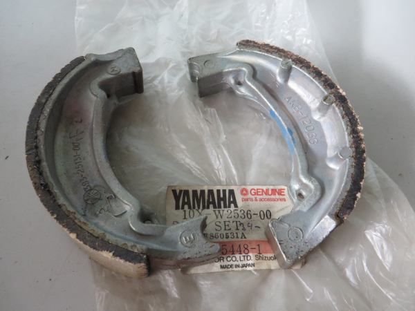 Yamaha Bremsbacken hinten RD80 LCI brake shoe kit original