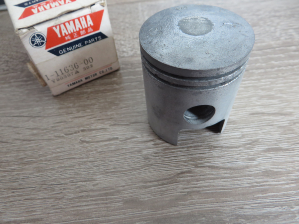 Yamaha Kolben FS50 U5 FT1 FS1 DX Übermaß 0.50 piston 3E1-11636-00 Original NEU 3E1-11636-00 Original Ersatzteil – MG-Teilesho