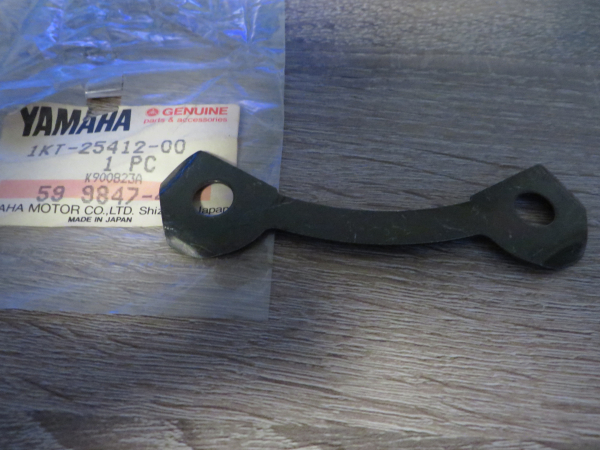 Yamaha Sicherungsblech Kettenrad TZR250 TDR250 TZR125 R washer lock  1KT-25412-00 original NEU 1KT-25412-00 Original Ersatzte
