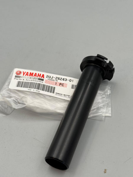 Yamaha XMAX 125 YP250R YP400R TUBE, THROTTLE GUIDE 2UJ-26243-01 2UJ-26243-01 Genuine spare part – MG-Teileshop