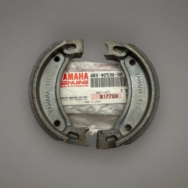 Yamaha CW50 CW50RS EW50 BRAKE SHOE SET 4BX-W2536-00 Genuine spare part – MG-Teileshop