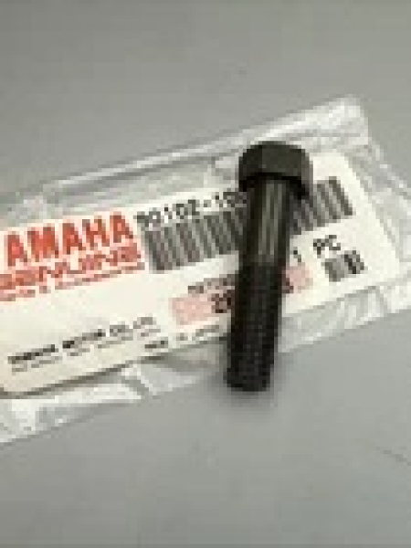 Yamaha SCHRAUBE CY50 XC125T VX800A VX750U BOLT, WITH HOLE XX36957 90102-10031 Original Ersatzteil – MG-Teileshop