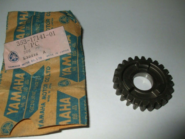 Yamaha Zahnrad Eingangswelle 4.Gang RD50 DX RD50M TY50 M DT50M RX80 DT80 MX MXS RD80 MX Bop 353-17141-12/11