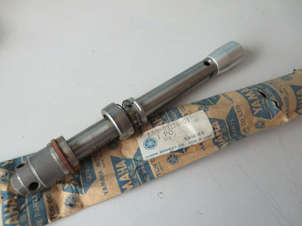 Yamaha Gabeltauchstange RD250 RD400 cylinder front fork 1A0-23170-01 Original 1A0-23170-01 Original Ersatzteil – MG-Teileshop