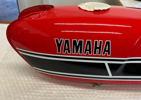 Yamaha Benzintank Tank Rot FS1 FS1-DX fuel tank red original NEU