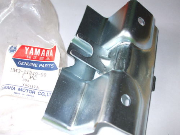 Yamaha Bop LB3M LB3-80 Konsole für Öltankbefestigung Original NEU 1M3-21349-00 Original Ersatzteil – MG-Teileshop