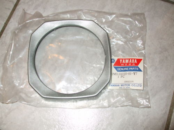 Yamaha Bop LB3M Lampenring silber Original NEU 1M3-84115-01-Y7 Original Ersatzteil – MG-Teileshop