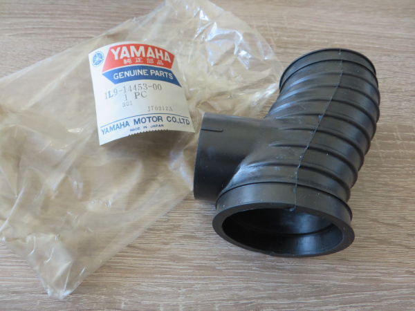 Yamaha Verbindungsschlauch Luftfilter XS250 XS360 Joint air cleaner Original Neu 1L9-14453-00 Original Ersatzteil – MG-Teiles