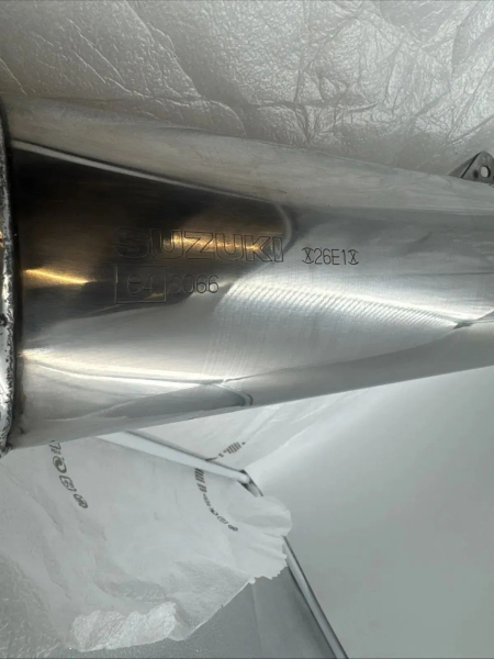 SUZUKI GSX750 1998-2000 SCHALLDAEMPFEREINHEIT MUFFLER ASSY ORIGINAL NEU SA0062