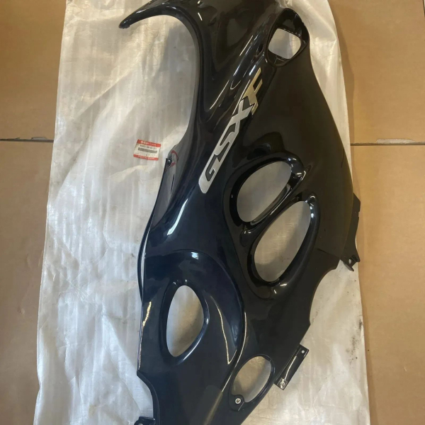 SUZUKI GSX750F600F 94403-08F30-33J NOS SEITENVERLEIDUNG FAIRING COWLING HB0027