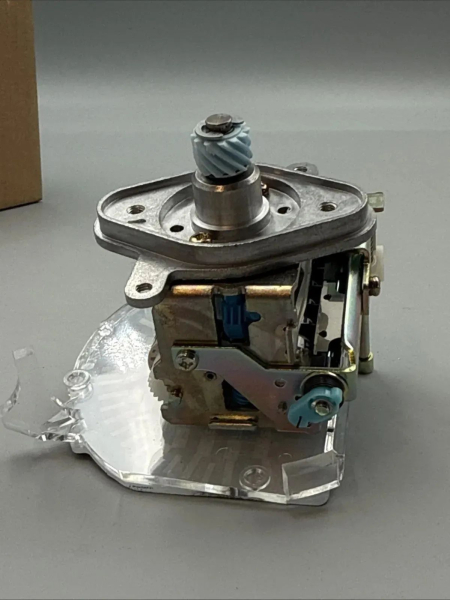 SUZUKI TACHOMETER GSX1100F SPEEDOMETER 34110-48B12/10 XX22879