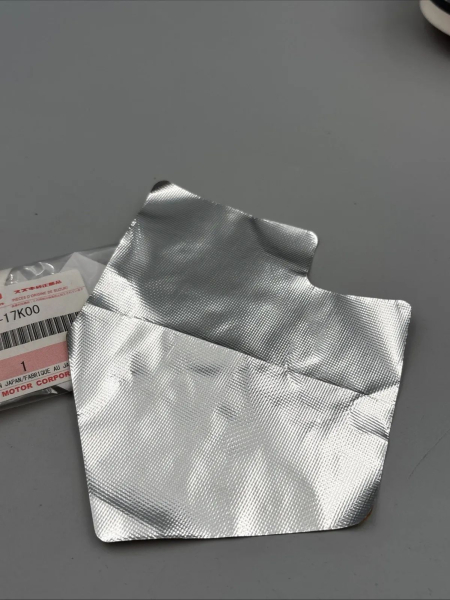 SUZUKI HITZESCHILD GSX-R1000 SHIELD. UNDER COWL HEAT 94476-17K00 XX36940