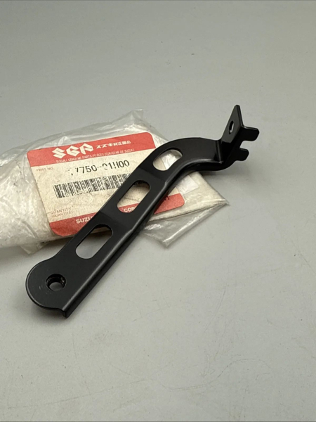 SUZUKI KÜHLER, HALTER GSXR600 GSXR750 BRACKET,RADIATOR 17750-01H00 XX37011