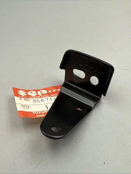 Yamaha SUZUKI BLINKERHALTER GSX550E GS550EF BRACKET,FRONT TURN SIGNAL XX36987 35671-43400 Original Ersatzteil – MG-Teileshop