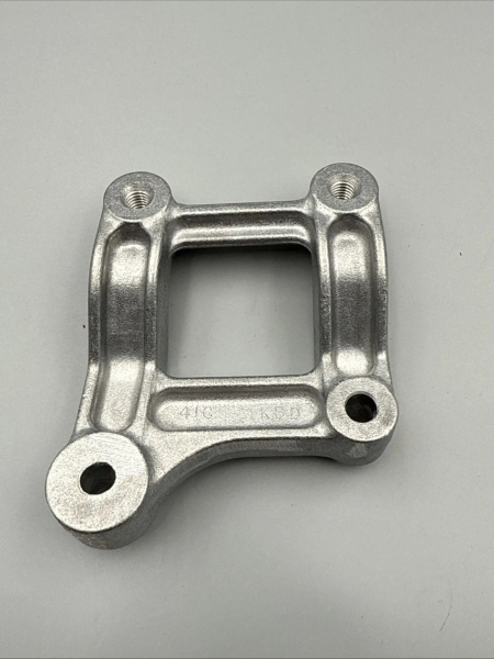 SUZUKI VERKLEIDUNGSHALTER BRACE,COWLING CTR GSXR750W GSXR600W NEU XX22748