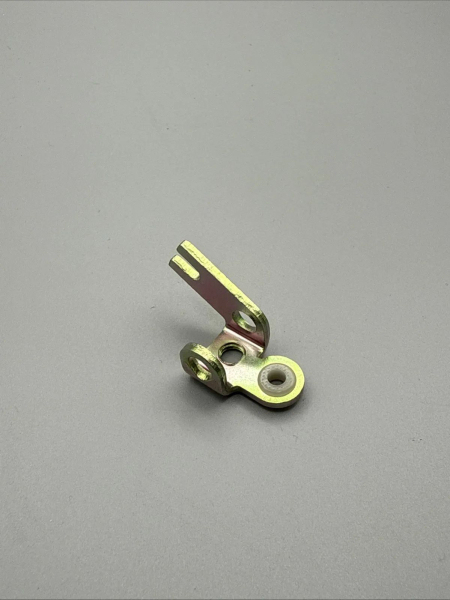 SUZUKI HEBEL, VERGASER GS550 LEVER ASSY, STARTER 13422-47070 XX36494