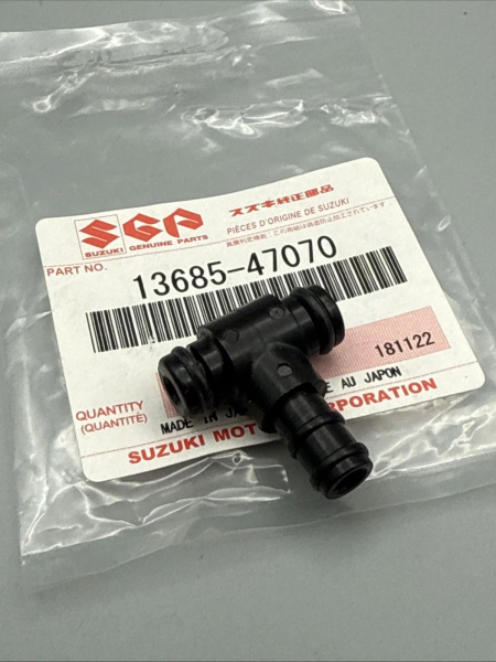 SUZUKI VERTEILERSTÜCK GSX-R750 GS850G GS1100G NIPPLE,CARBUREATOR XX36513