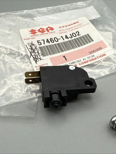 SUZUKI BREMSLICHTSCHALTER GSX-R600 LT-Z400 VL800 RV125 SWITCH ASSY,STOP XX36541