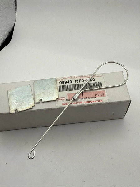 SUZUKI WERKZEUG SET TOOL SET,FUEL TANK 09949-13110-RX0 XX36414