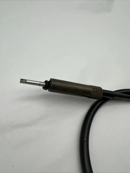 SUZUKI GSXR 1100 TACHOWELLE CABLE SPEEDOMETER 34910-06B00 ORIGINAL XX21794