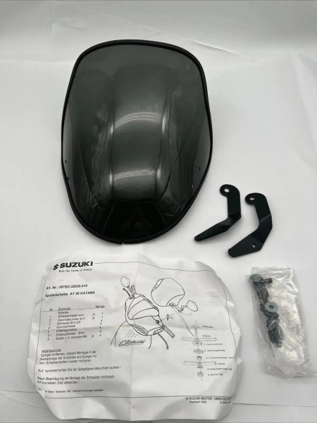 Yamaha SUZUKI AY 50 KATANA WINDSCHUTZSCHEIBE WINDSHIELD ORIGINAL NEU K01695 997S0-35E00-015 Original Ersatzteil – MG-Teilesho
