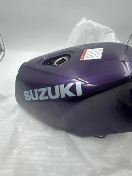 SUZUKI RG80 1985-1991 KRAFTSTOFFTANK BENZINTANK LILA FUEL TANK PURPLE NEU S00004