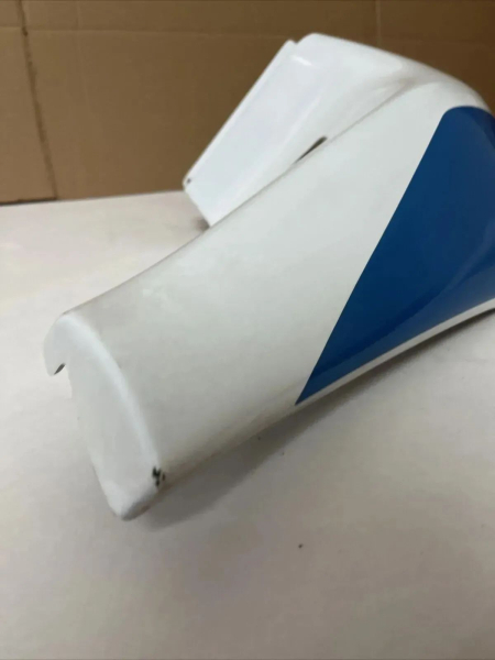 SUZUKI GSXR750 DECKEL RAHMEN LINKS COVER, FRAME, L WHITE GSXR750 K01136