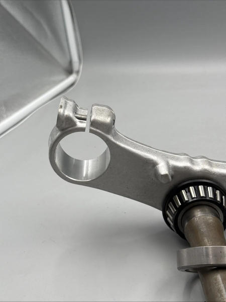 SUZUKI GABELBRÜCKE UNTEN GSF1200 STEM,STEERING 51410-27E01 XX23275