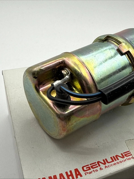 YAMAHA KRAFTSTOFFPUMPE KOMPL FZR250R XVS1100 XVS650 BT 1100 Bulldog FUEL PUMP COMP 3YX-13907-02 ORINAL NEU